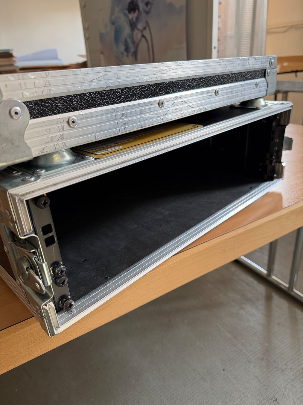 Altri accessori: 19Zoll Case 3 HE – Usato da Gossau SG venduto da inf_777z 1