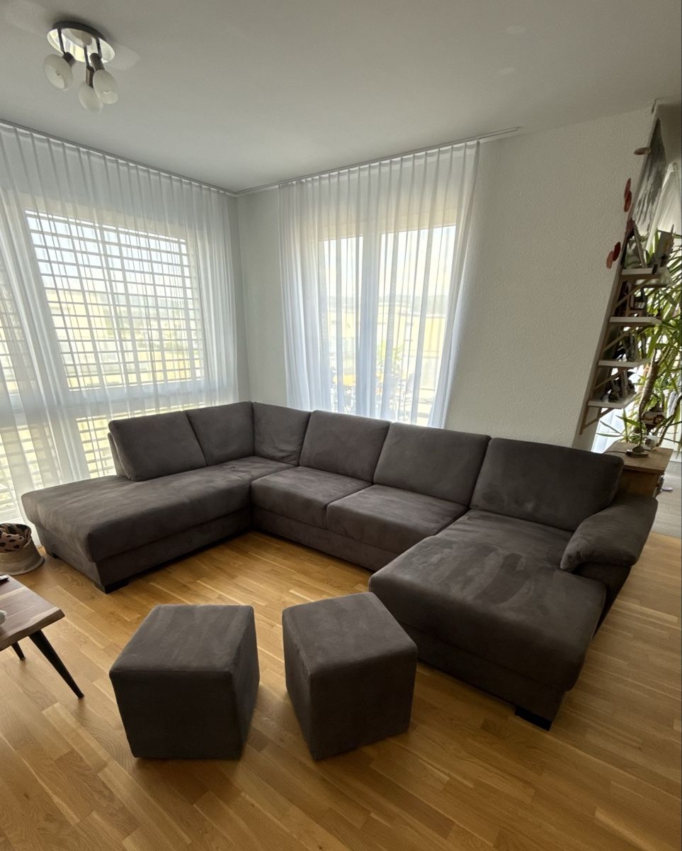 Sofas: U-Sofa Anthrazit mit Schlaffunktion + 2 Hocker – Gebraucht aus Weiach von DanielaCecillia 1