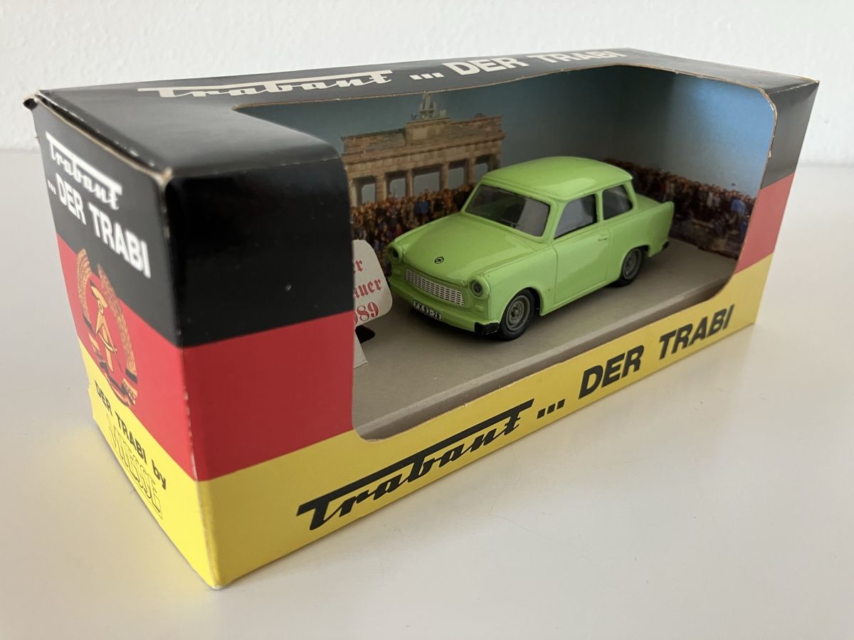 Vitesse Modellini d'auto: Trabant 601, Sondermodell "Mauerfall" – Nuovo (secondo la descrizione) da Zürich venduto da Kue_Zuerich 4