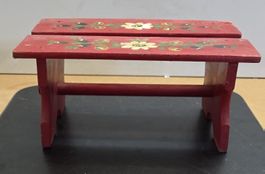 Alter Holzschemel Rot Bemalt Blumenmuster Vintage