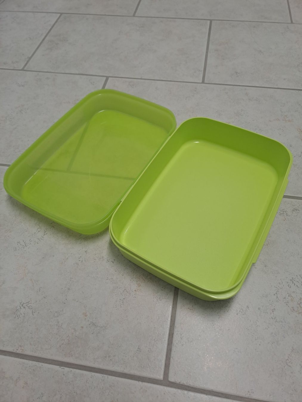 Tupperware Recipients et similaires: Box Tupperware – Neuf (Voir description) à Wohlenschwil par lin_vx8g 1