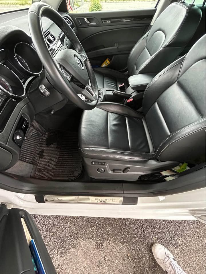 Skoda Automobili: Skoda Superb 2.0TDI 4x4 – Usato da Wettingen venduto da GmB_Design 7