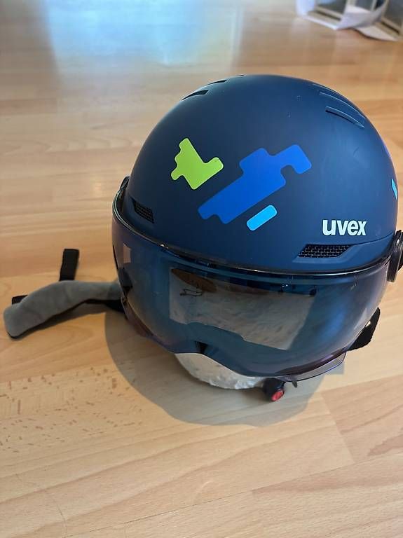 Caschi: Uvex - Kid's Rocket Visor - Skihelm 54-58cm – Usato da Murten venduto da DonGoleo 1
