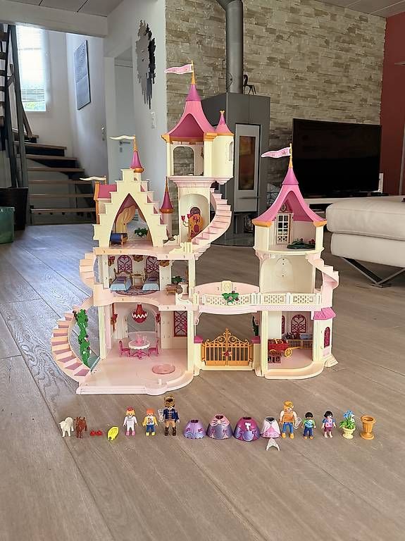 Casette per bambini: Château princesses playmobil – Usato da Vich venduto da Polloa 1