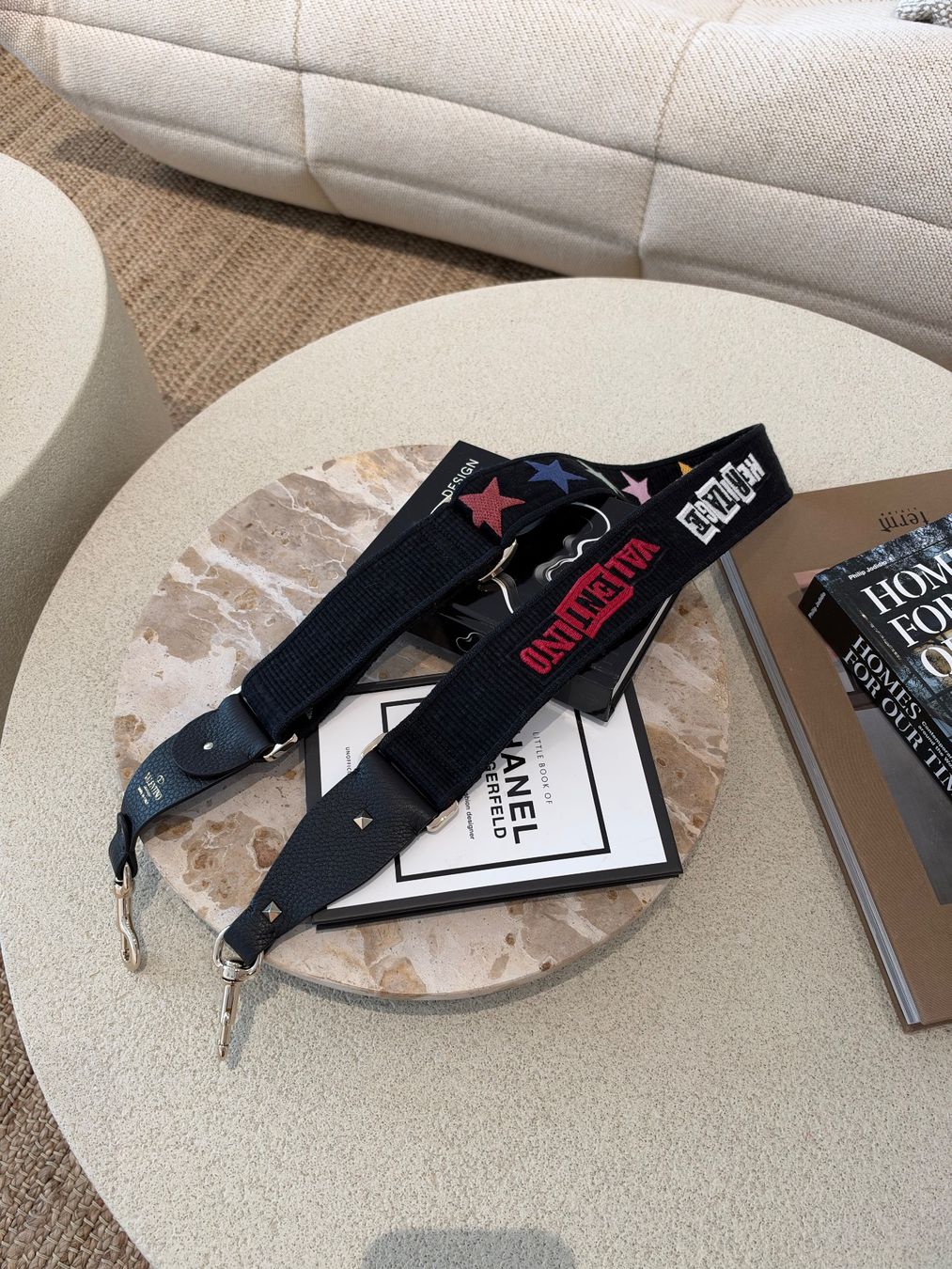 Valentino Sonstige Kleidung & Accessoires: VALENTINO TASCHENGURT STAR – Gebraucht aus Schwyz von bofb 3