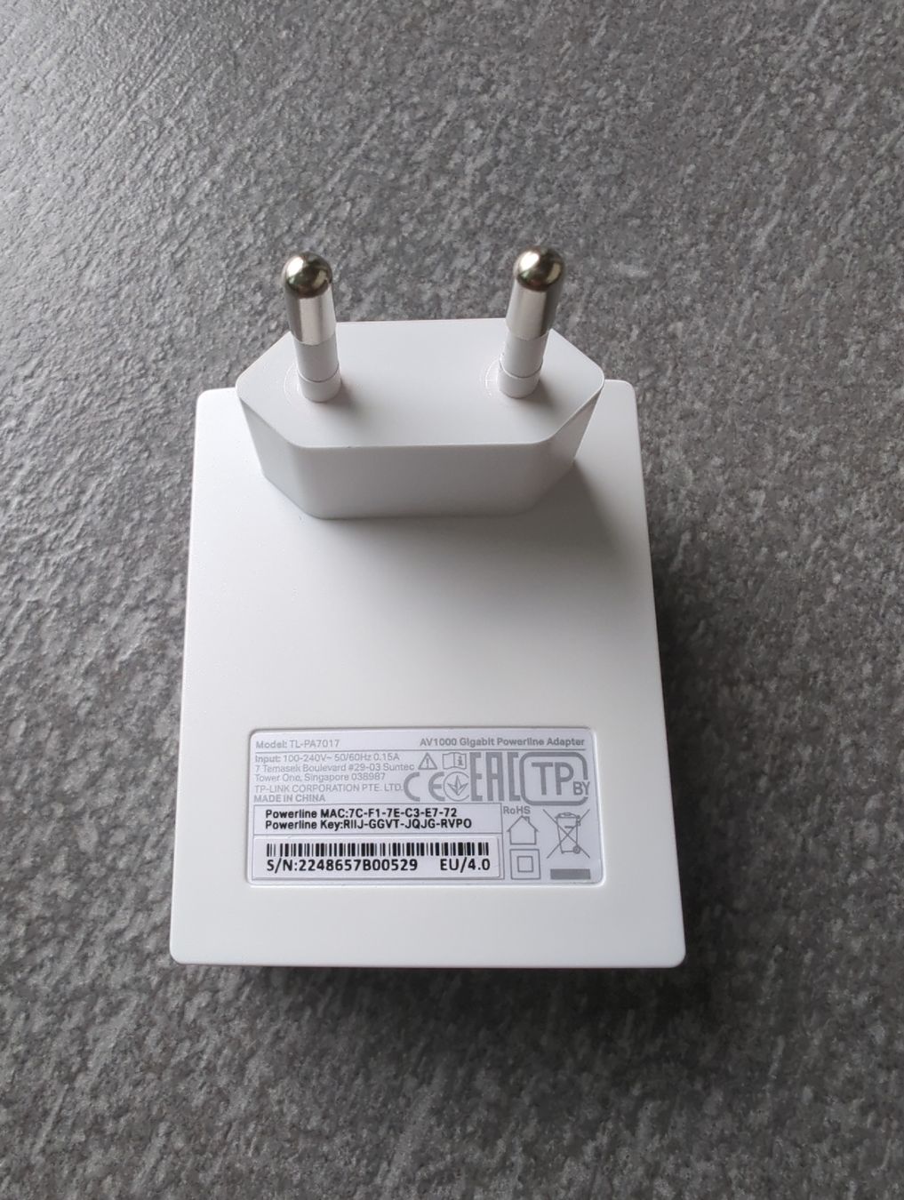 TP-Link Unità & Adattatore: TP-Link AV1000 adaptateur CPL état neuf – Nuovo e nell'imballaggio originale da Eysins venduto da matthieu.neier 1
