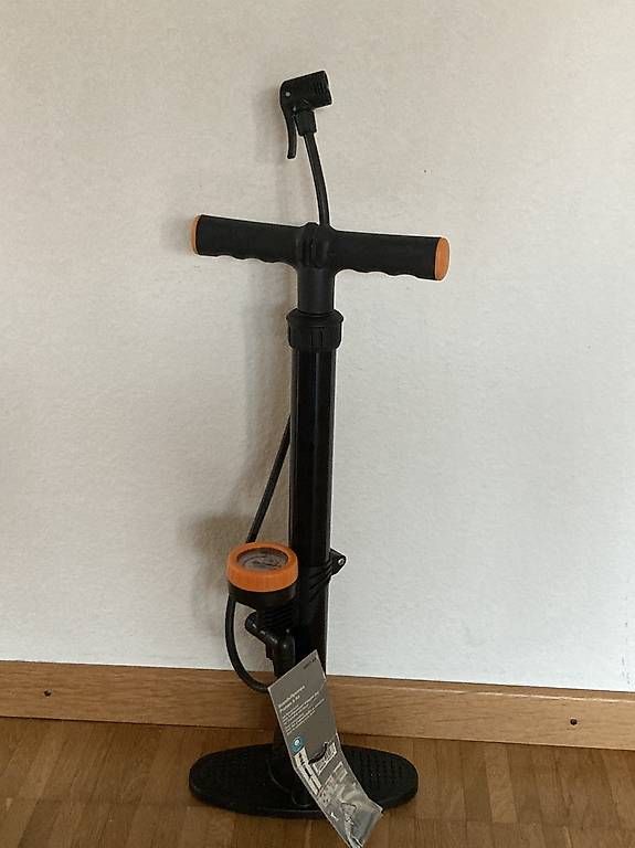 Pompe: Standluftpumpe Neu – Usato da Fislisbach venduto da MichaHa