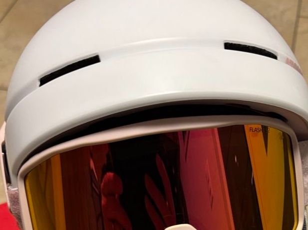 Atomic Caschi: ATOMIC Count Combo Mädchen Skihelm + Brille – Usato da Egerkingen venduto da Kaempfer1
