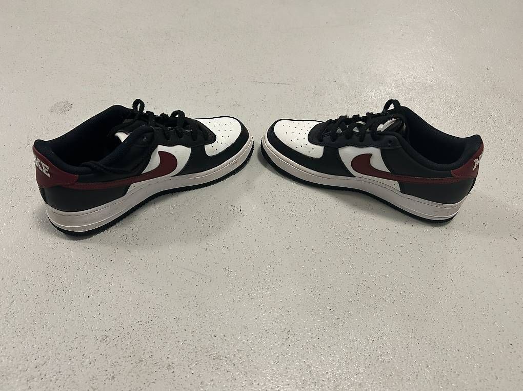 Herrenschuhe: Nike Air Force Gr. 38/5 – Gebraucht aus Thalheim an der Thur von Iselisberger 2