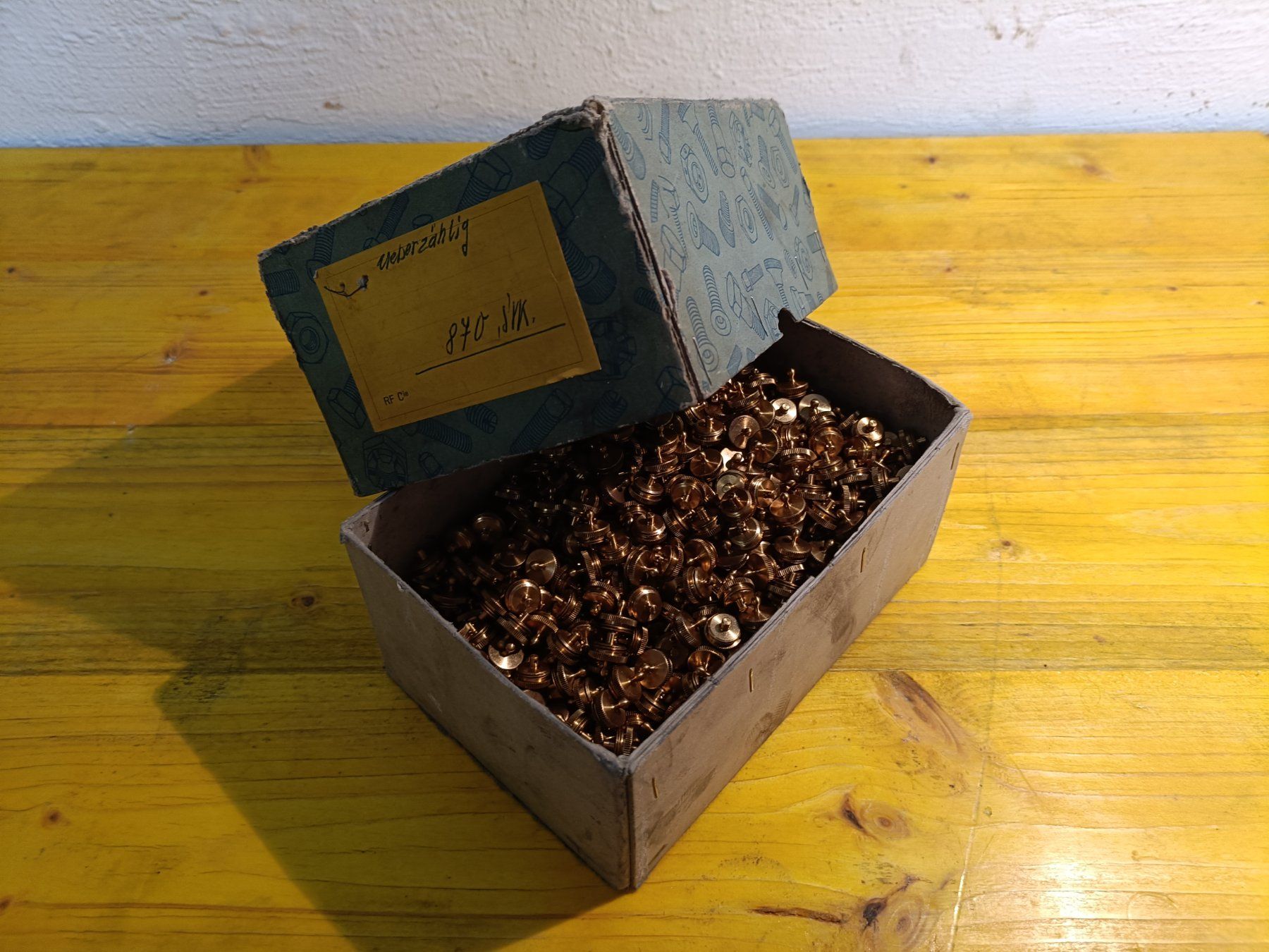 Alle Werkzeuge: Messing-Schrauben – Neu und originalverpackt aus Hombrechtikon von Unser_Hofer 1