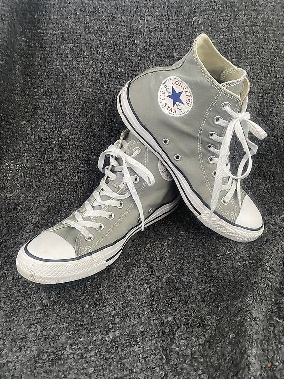 Converse Scarpe da uomo: Converse Greige in Grösse 41.5 – Usato da Herrenschwanden venduto da ale_5ggz