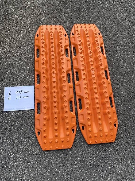 Rampe di accesso: Sandbleche 115x33  Maxtrax – Usato da Eiken venduto da Xar58