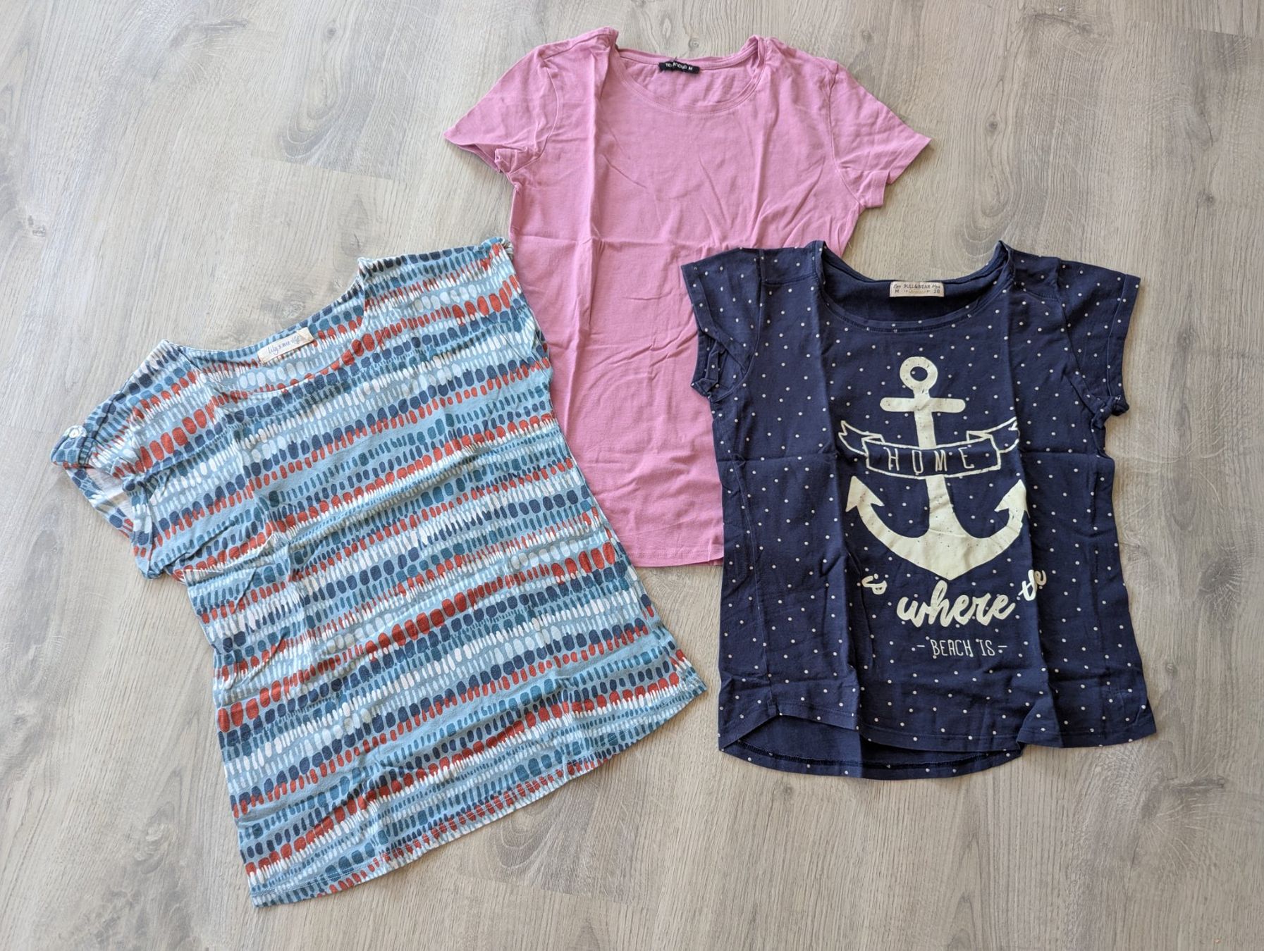 Lotti di vestiti: 3 schöne, sommerlicheT-Shirts in Grösse S – Usato da Goldingen venduto da YouAreMySunshine