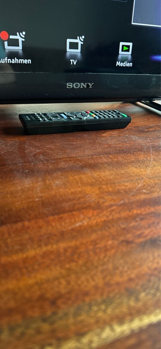 Sony Televisori: Kleiner Sony Bravia – Usato da Zürich venduto da Goliat21 1