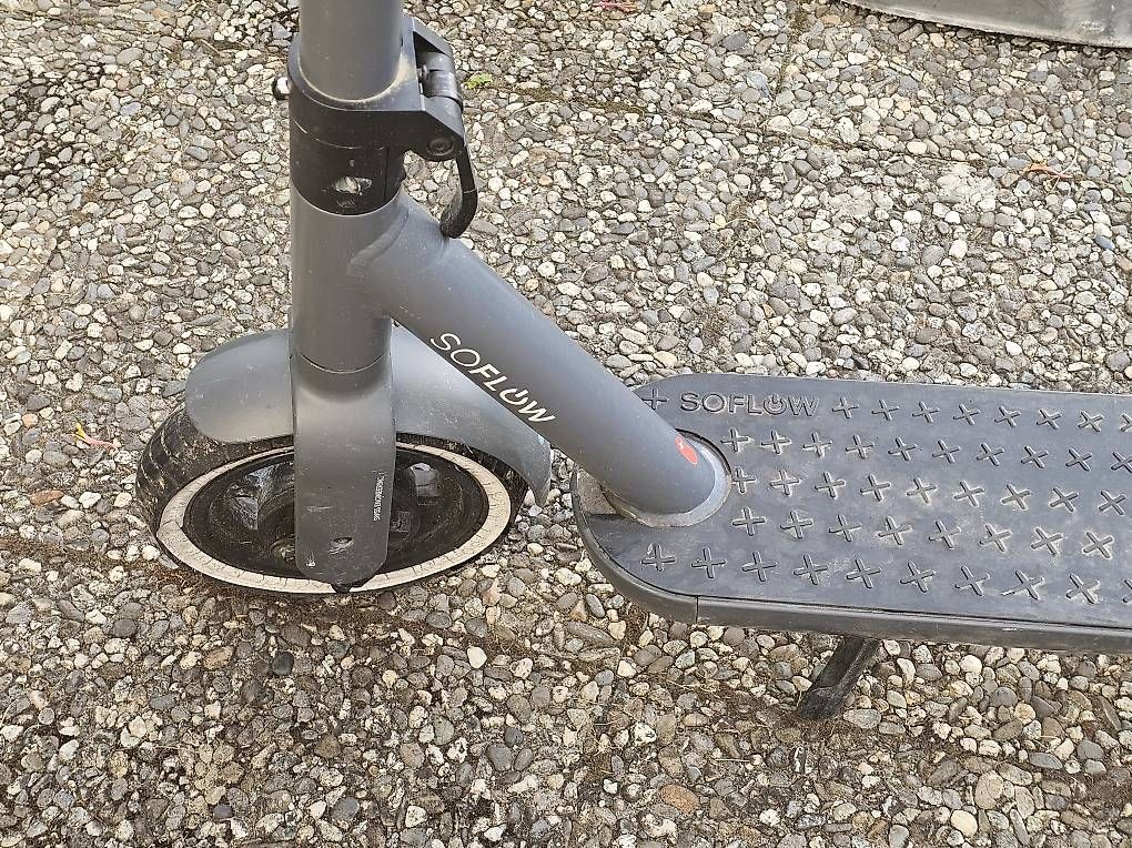 Camping Fahrzeuge: Trottinette électrique – Gebraucht aus Misery von caropett11 1