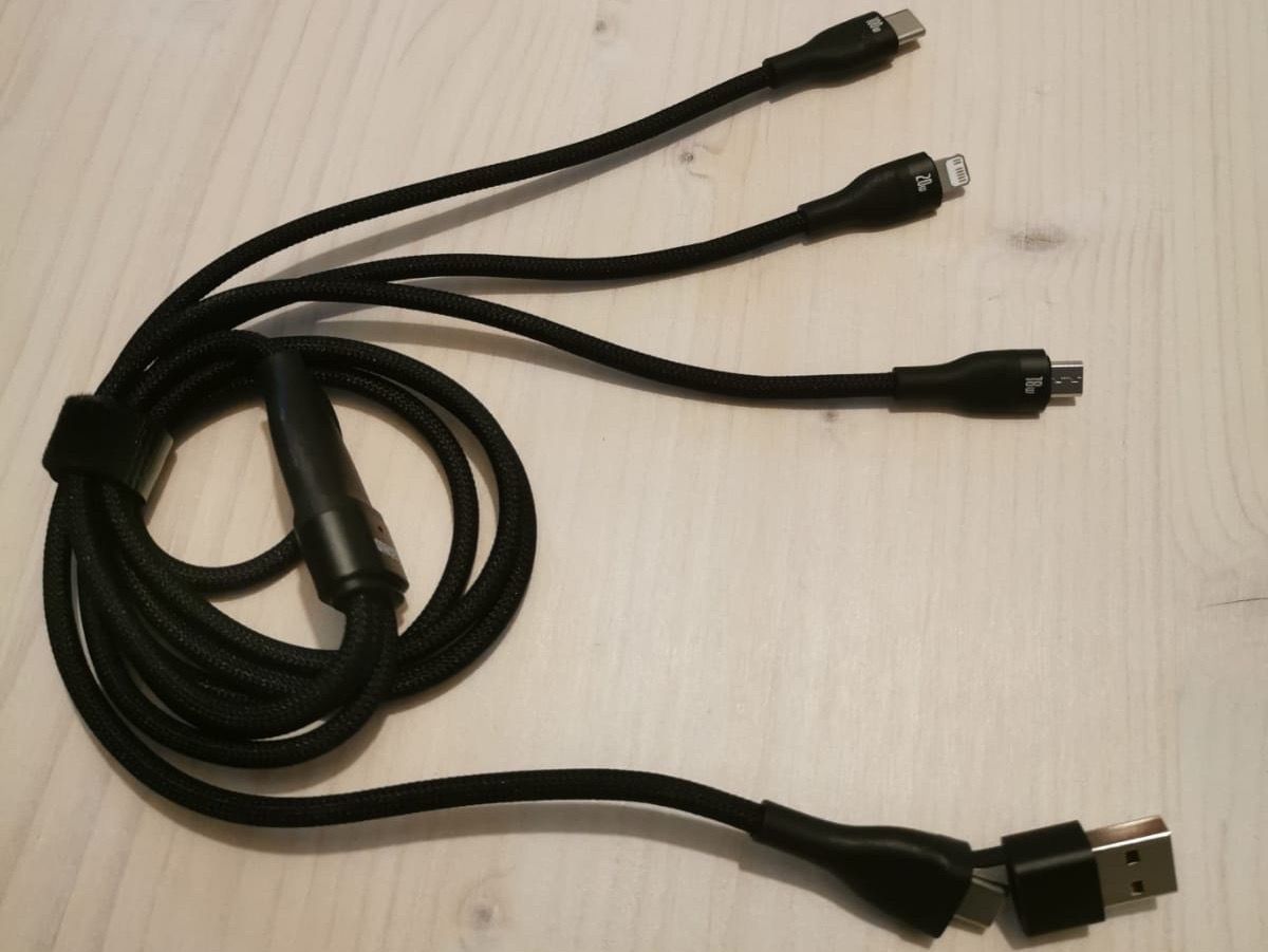 Kabel: Ladekabel 3 bzw. 6 in 1 – Neu (gemäss Beschreibung) aus Münsingen von Nicij88