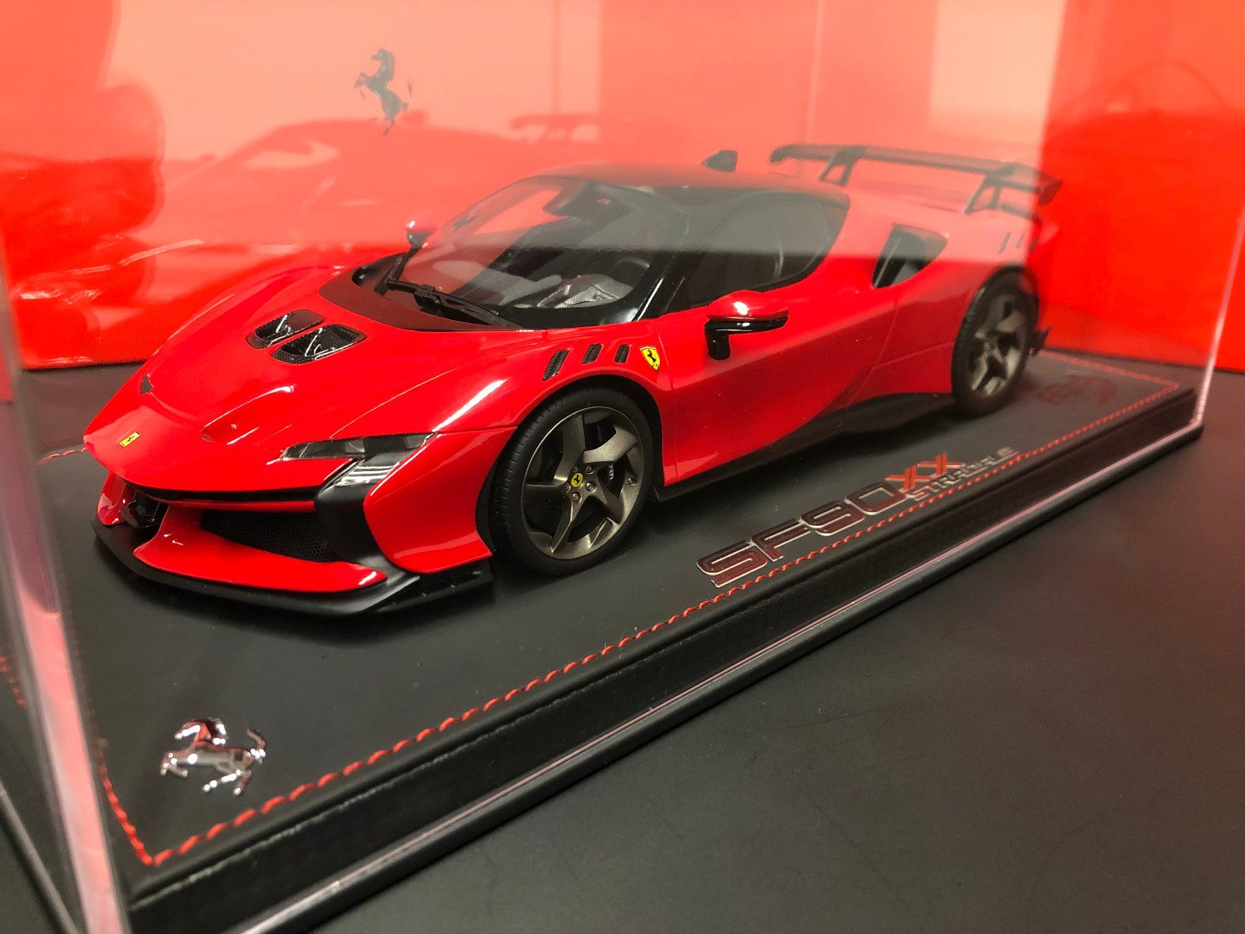 BBR Models Modellini d'auto: Ferrari SF90 XX Stradale BBR 1:18 – Nuovo e nell'imballaggio originale da Wetzikon ZH venduto da mcf18