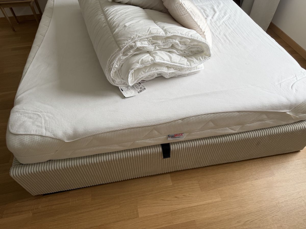 Betten: Lit coffre velour 160x200 – Neu (gemäss Beschreibung) aus Clarens von Louiise13 4