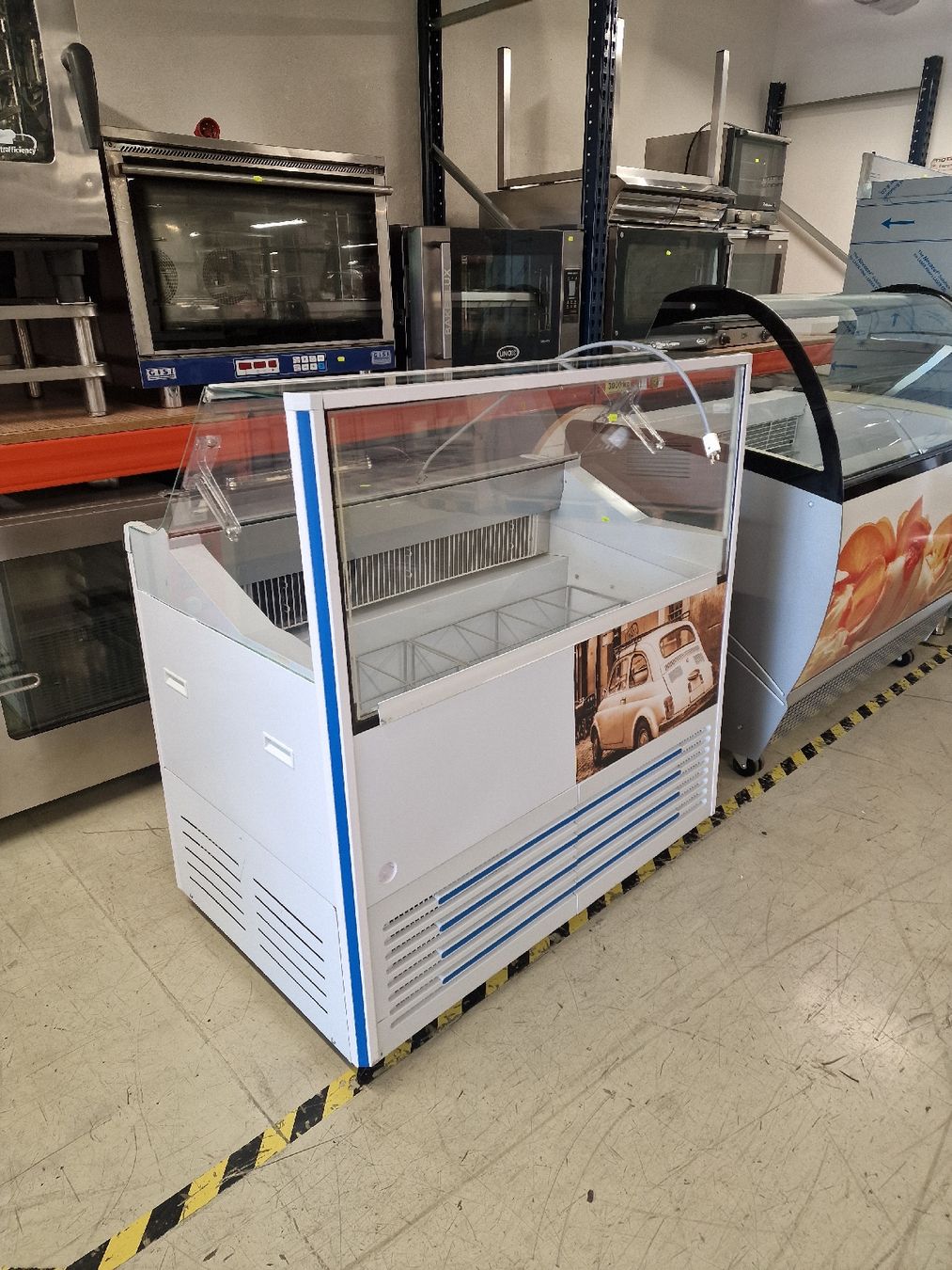 Elettrodomestici da cucina: Gelateria TK vitrine – Usato da Niederwangen BE venduto da HasGastrobedarf 1