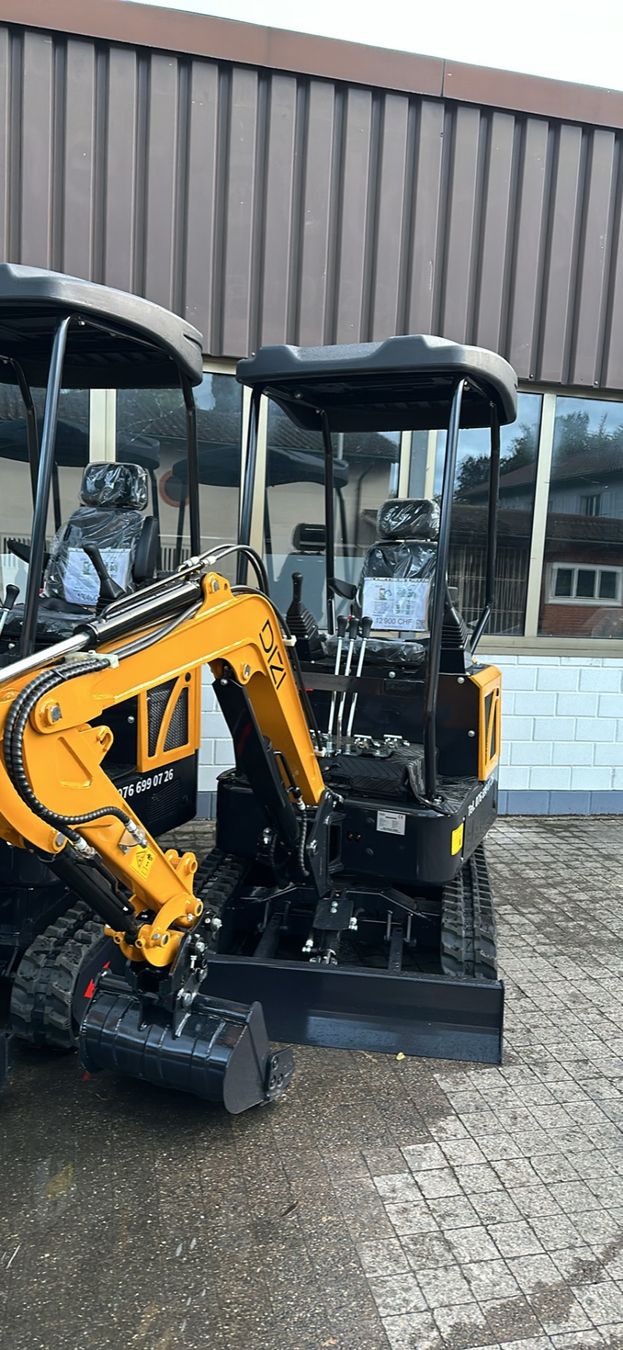 Escavatori: Bagger 1.5T à vendre – Nuovo (secondo la descrizione) da Biel/Bienne venduto da inf_p8rh 3