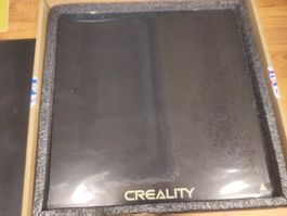 Diverse Druckplatten für einen Creality 3D Drucker