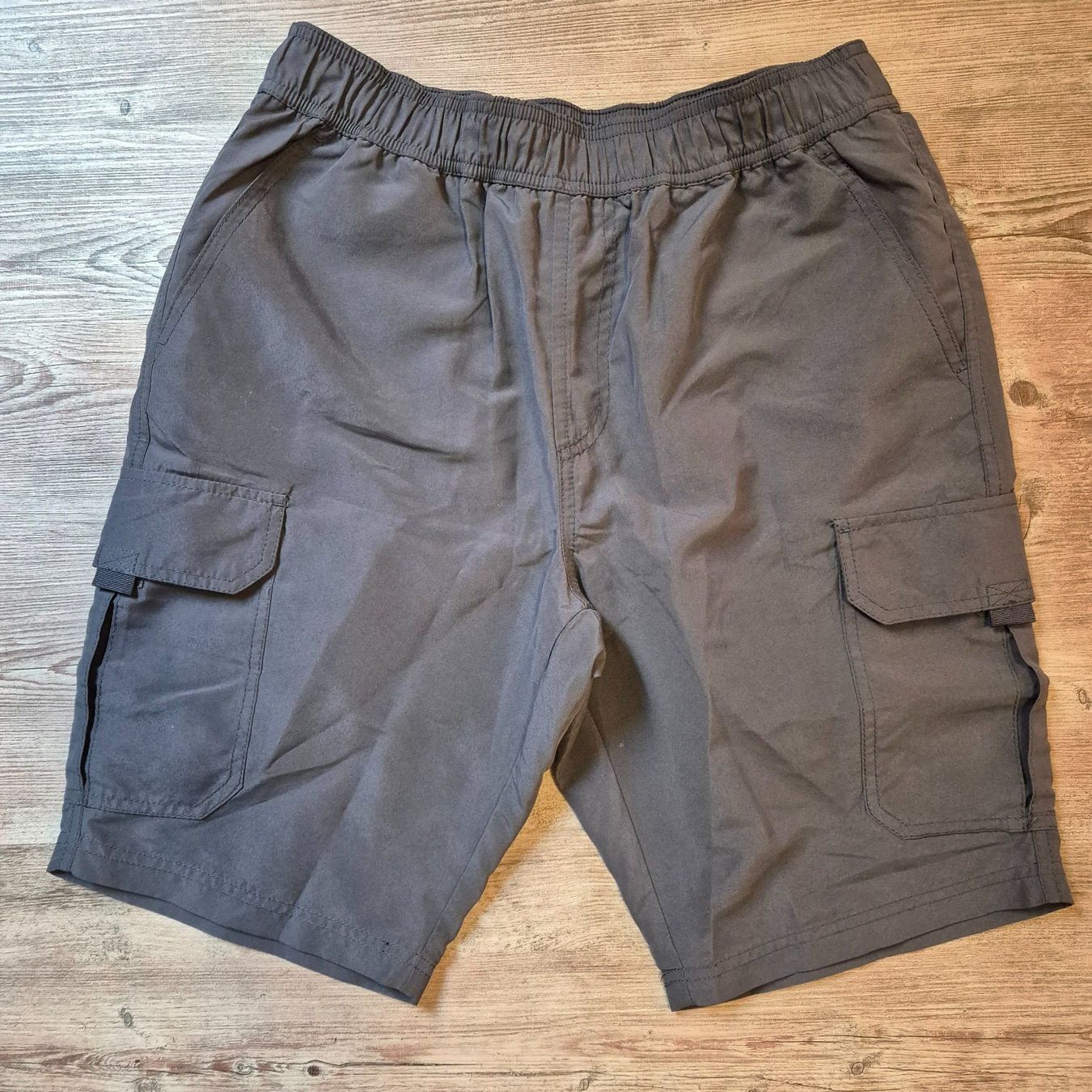Pantalons: Short – D'occasion à Porrentruy par Nos_petites_affaires