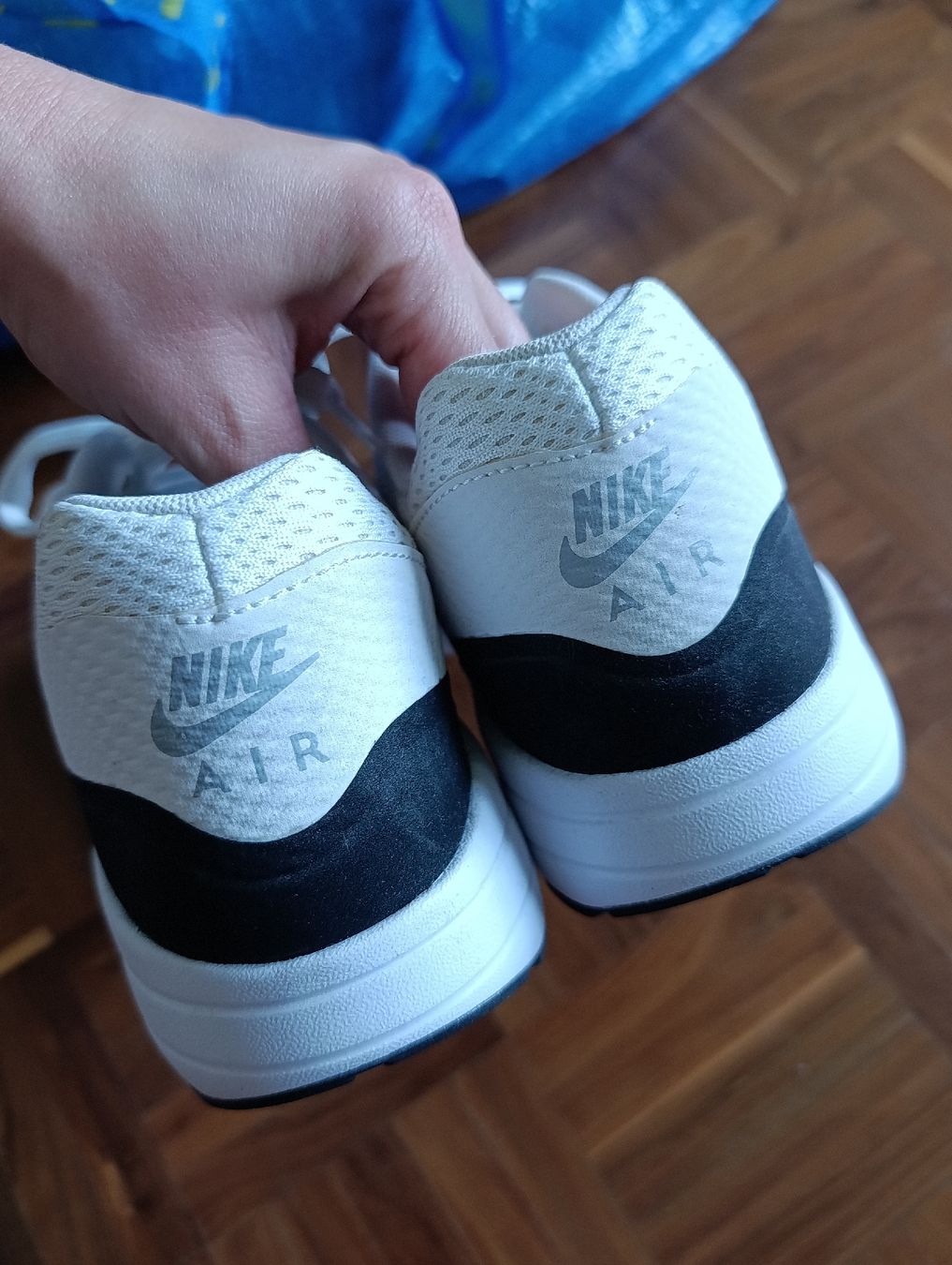 Nike Scarpe da uomo: Nike Air Max 1 Grösse 42.5 – Usato da Baar venduto da L.isa28 2