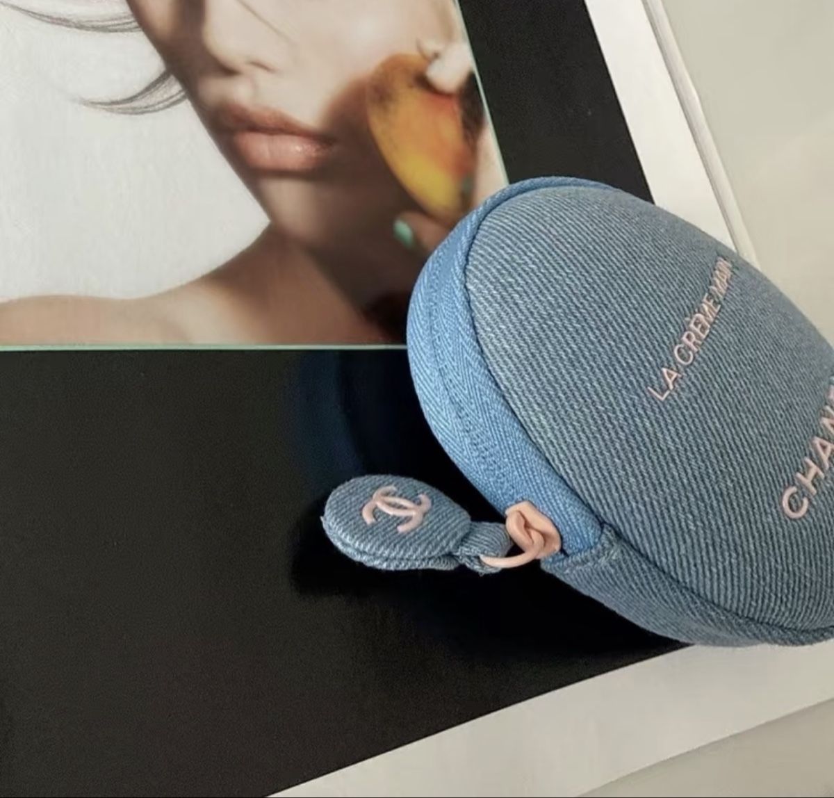 Borse: Chanel La Creme Main Etui Denim – Nuovo e nell'imballaggio originale da Chur venduto da Madeys 7