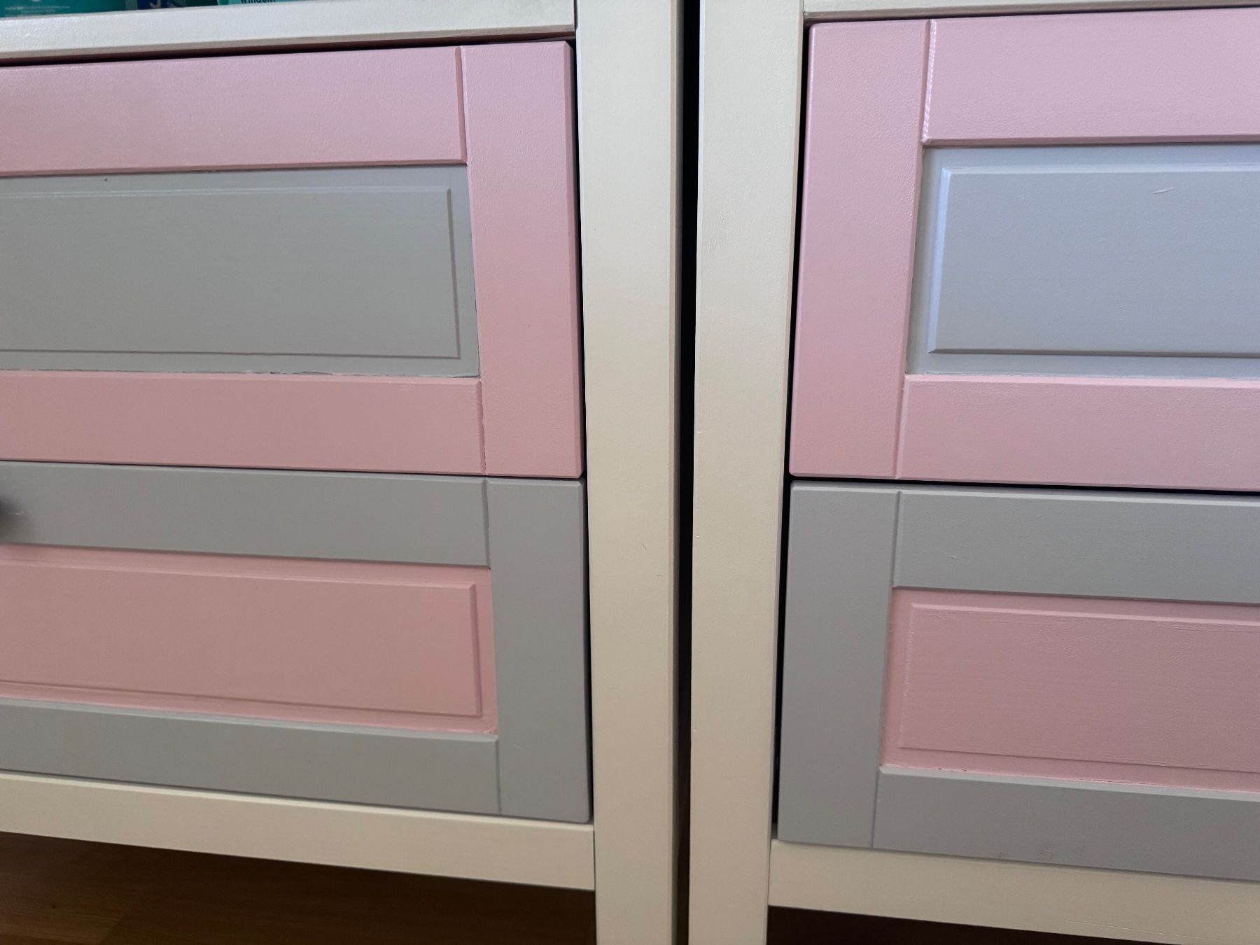 Ikea Fasciatoi & Accessori: Wickeltisch Kommode mit Klappaufsatz Weiss Rosa Grau – Usato da Jonen venduto da Nadu5 5