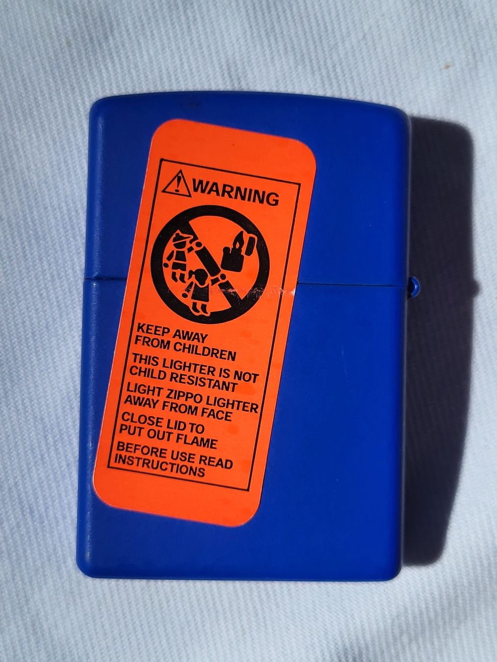 Zippo Briquets: Zippo Feuerzeug Blau ungeöffnet – Neuf (Voir description) à Allschwil par Dayami 1