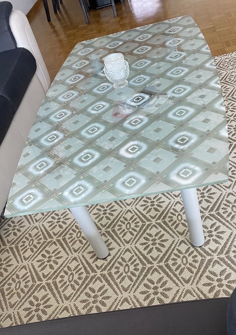 Tavoli: Glas-Couchtisch mit passende Abdeckung mit Muster – Usato da Zollikofen venduto da schnaeppchen