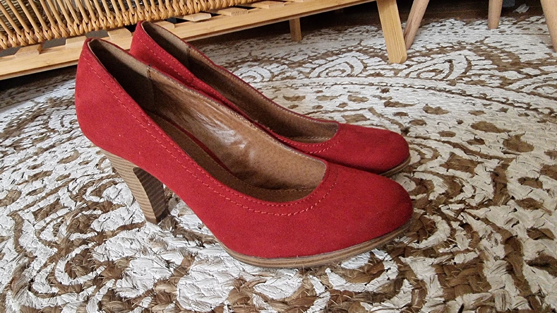 Scarpe da donna: Neue Pumps gr 36 – Nuovo (secondo la descrizione) da Wigoltingen venduto da Zuckerfee84