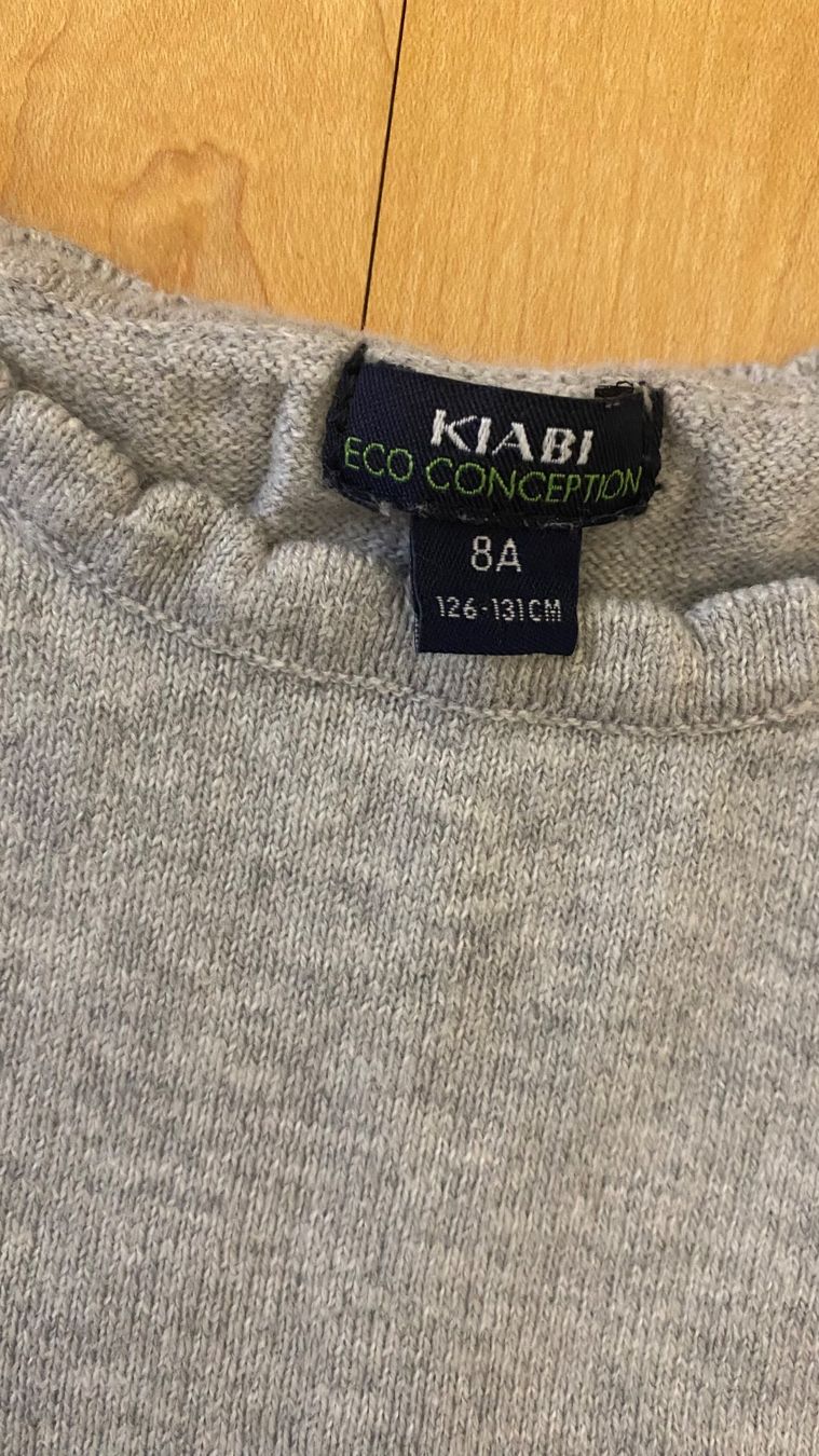 Pulls et sweat-shirts: 2 Pullover Mädchen Gr. 126-131 – D'occasion à Oensingen par dorian07 1