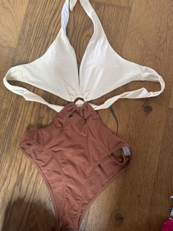 Badekleid Grösse S neu und ungetragen