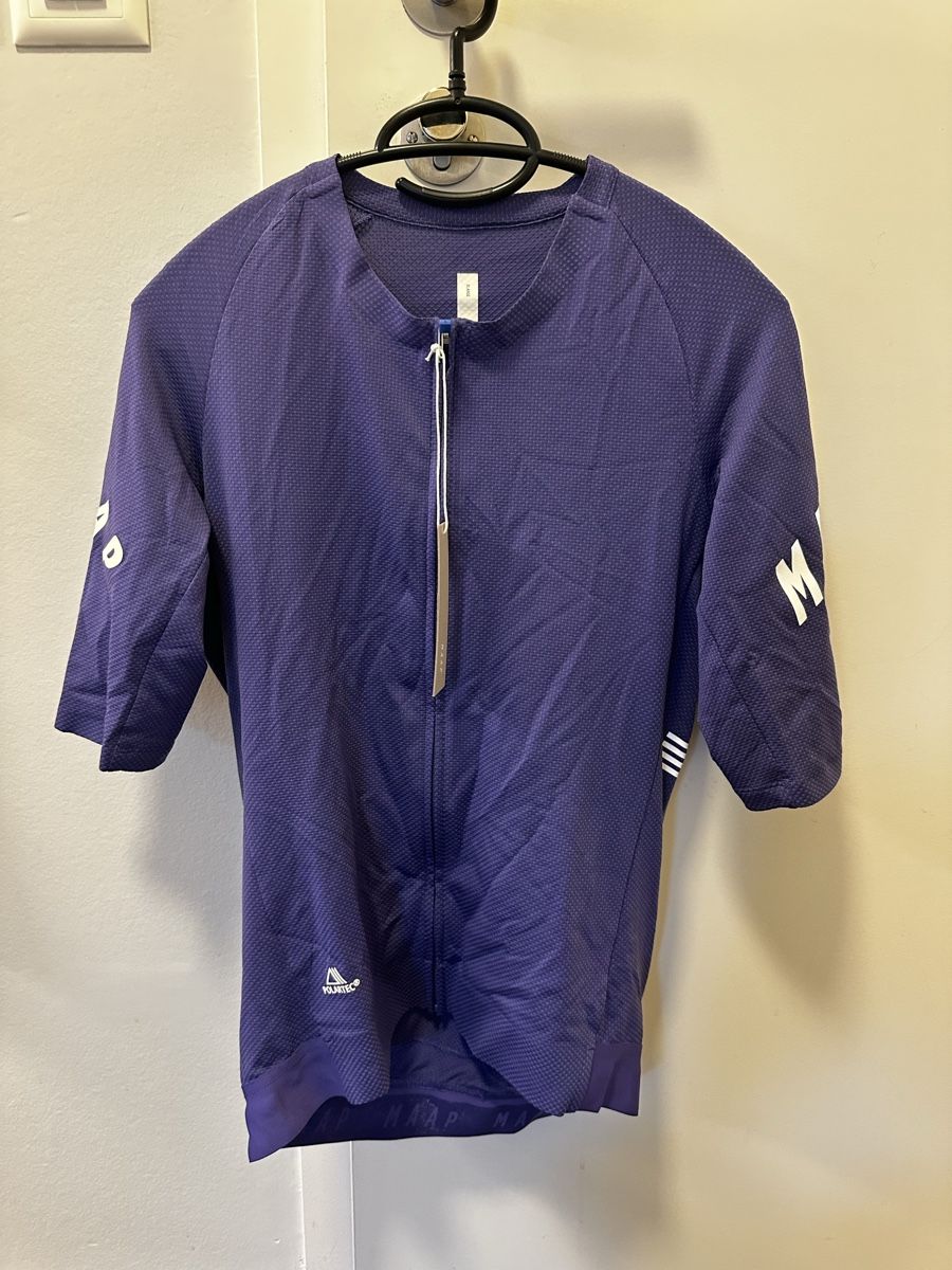 Canottiere & Pantaloni: MAAP cycling Apex Aeon jersey – Nuovo e nell'imballaggio originale da Carouge GE venduto da cytoplan