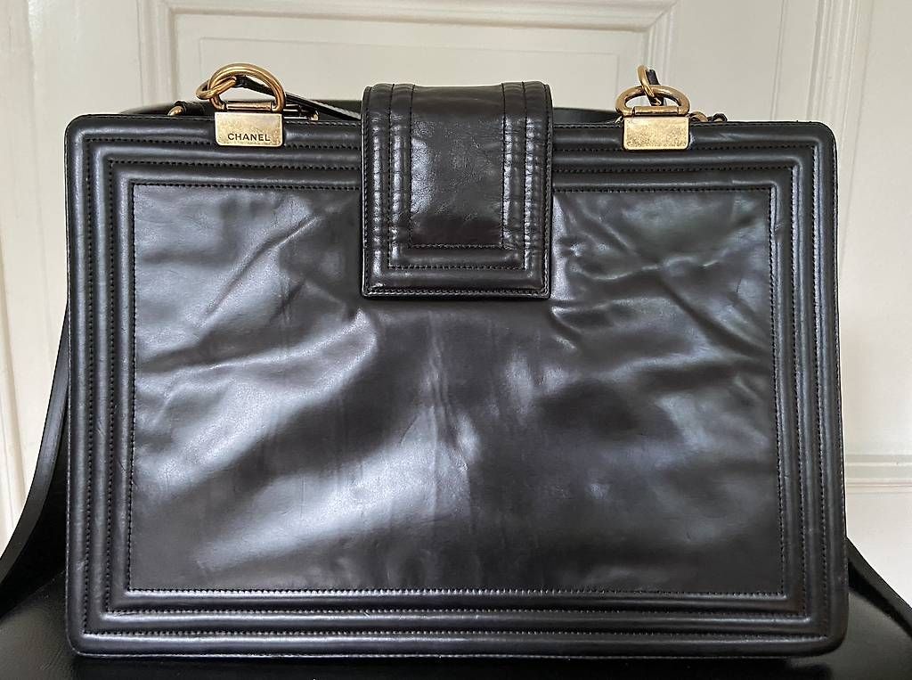 Chanel Borse: Chanel Boy Tasche gross – Usato da Basel venduto da lafleur2663 2