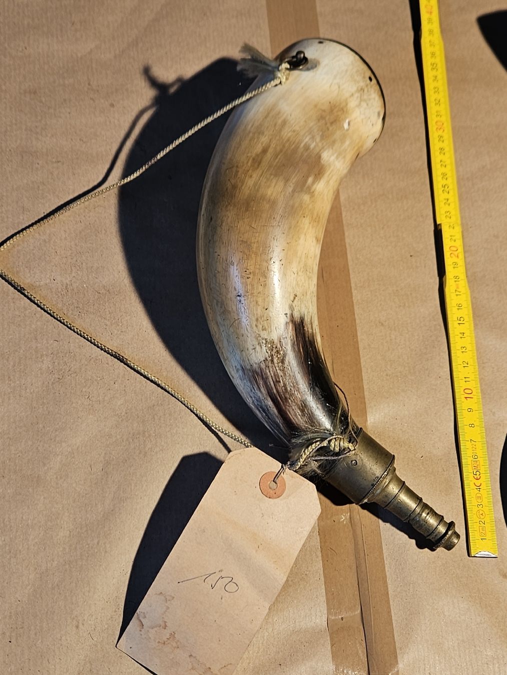 Il mondo degli animali: PULVERHÖRNER  EINS 18.JHT. /, UND SIGNALHORN. – Usato da Maschwanden venduto da OliverM05 3