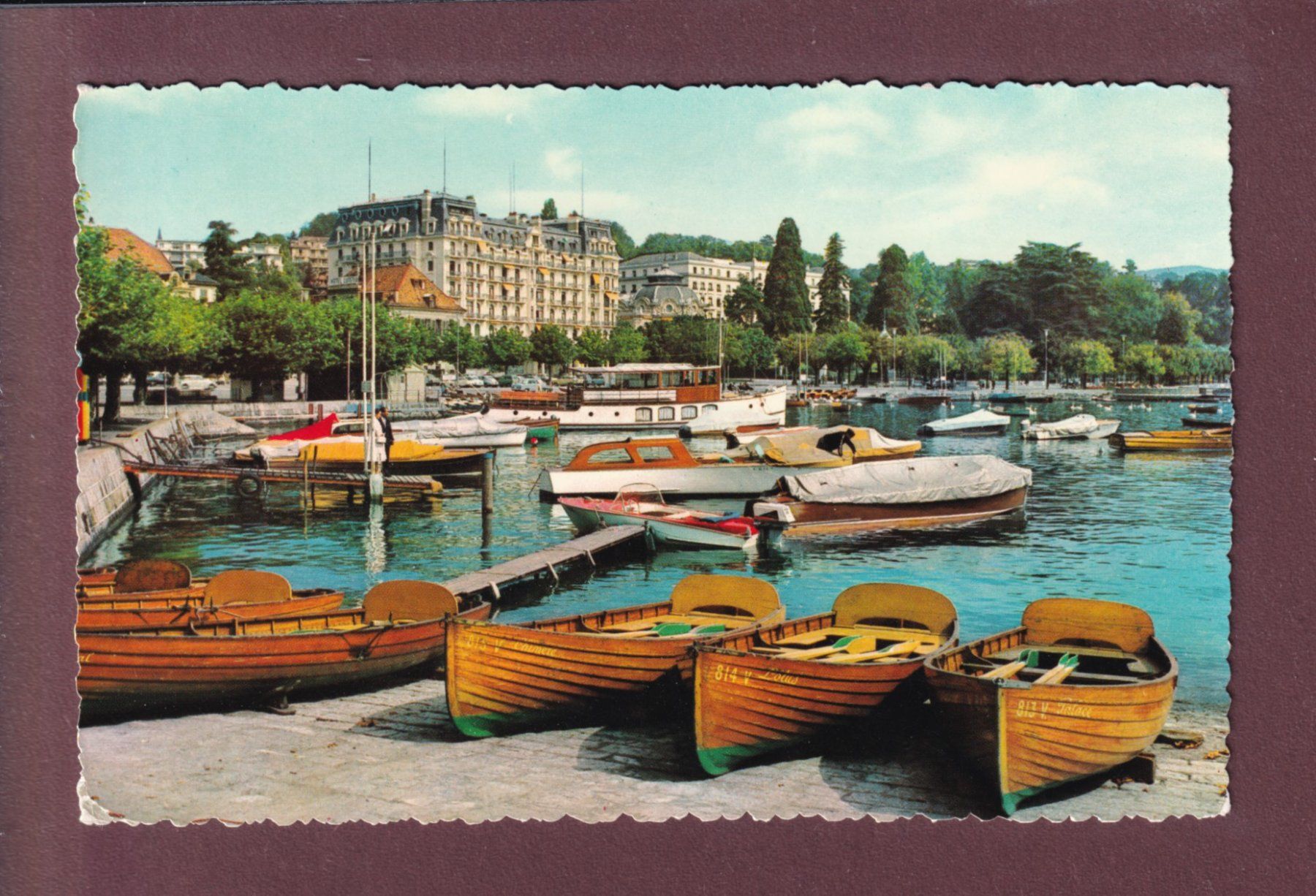 Cartoline postali: LAUSANNE - Ouchy - Petits bateaux – Usato da Pully venduto da nicecards