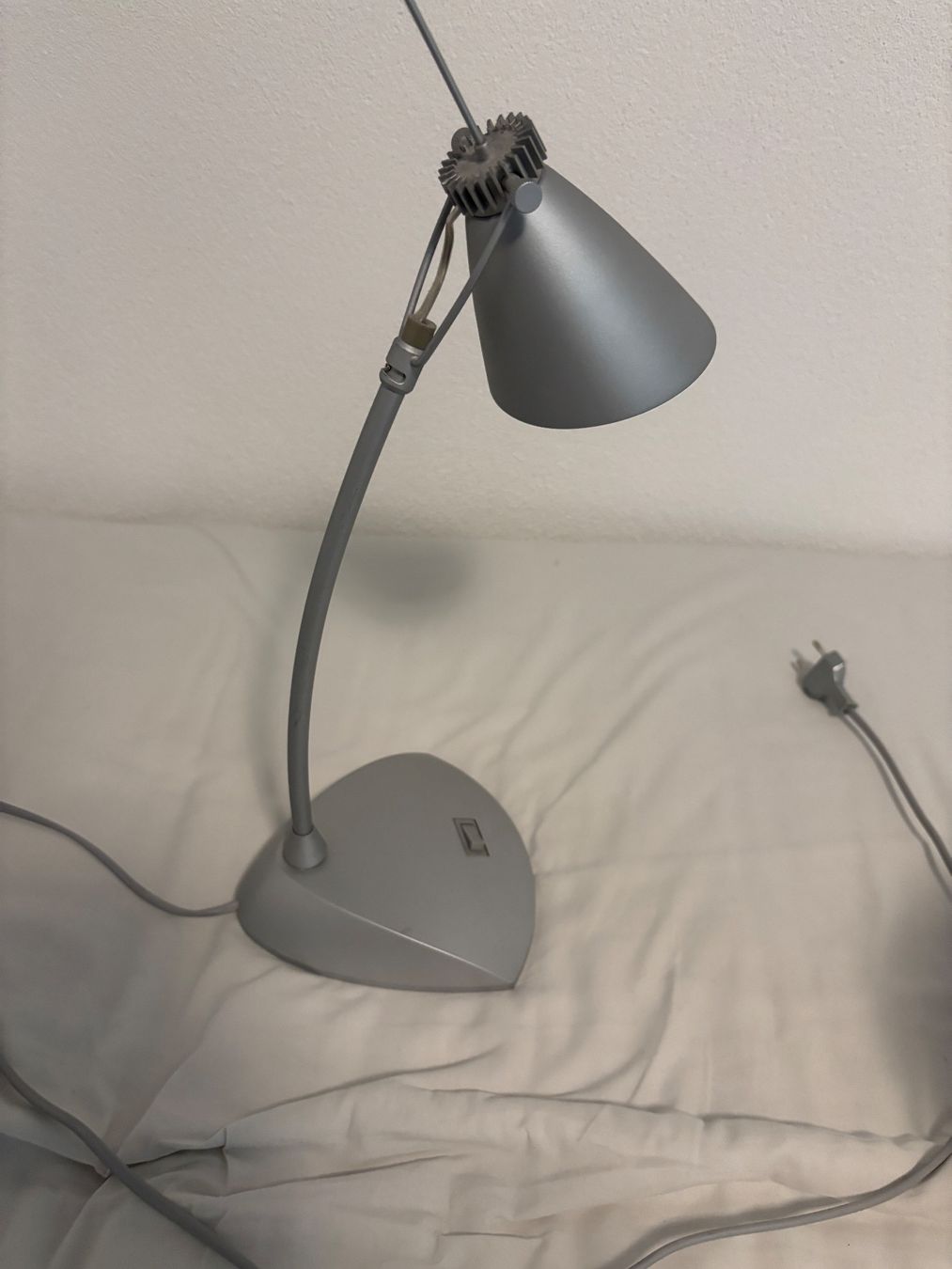 Micasa Lampade: Bürolampe - Micasa - grau – Usato da Seuzach venduto da SawyerKingwood