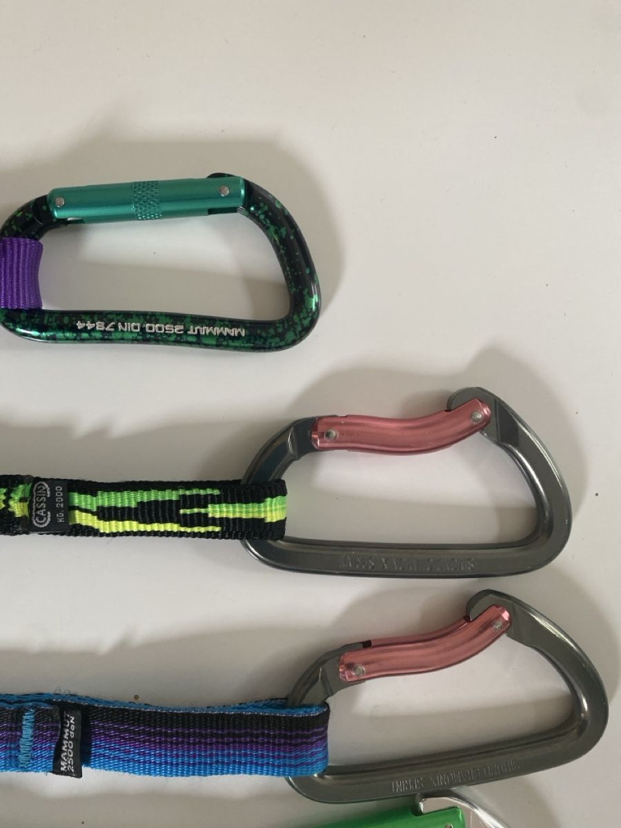 Attrezzatura da arrampicata: Retro Express 7 Stück Mammut & Simond Chamonix  – Usato da Aarau venduto da tschitta03 4