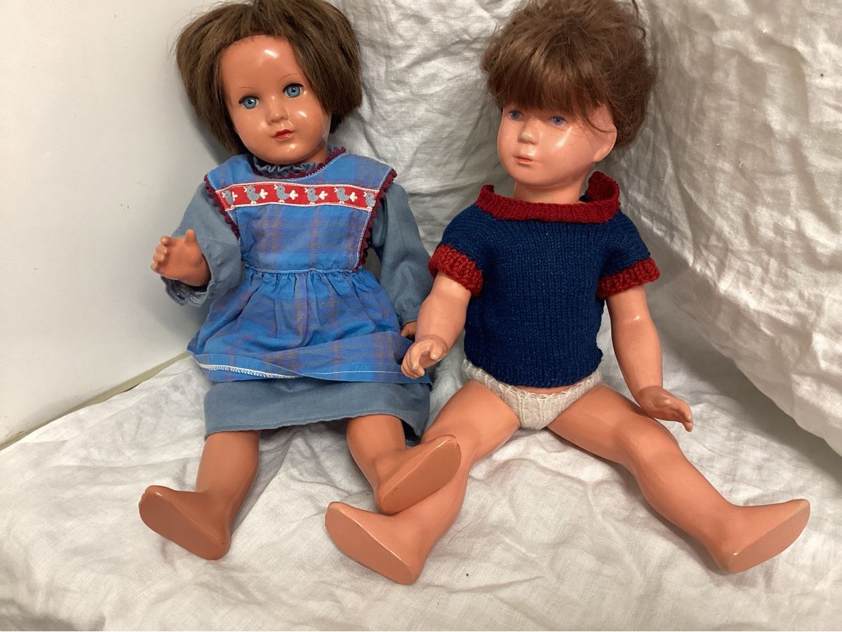 Bambole: 2ALTE PUPPEN – Usato da Münchenstein venduto da NoSu98
