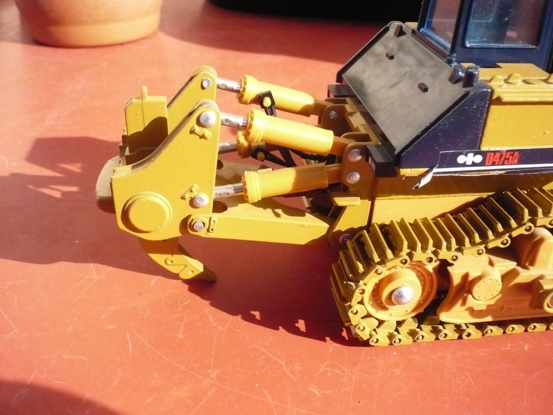 Komatsu Kit di modellismo & Modellini statici: KOMATSU  Bulldozer  Shinsei  Nr. 617 – Usato da Biberist venduto da Urmel 4