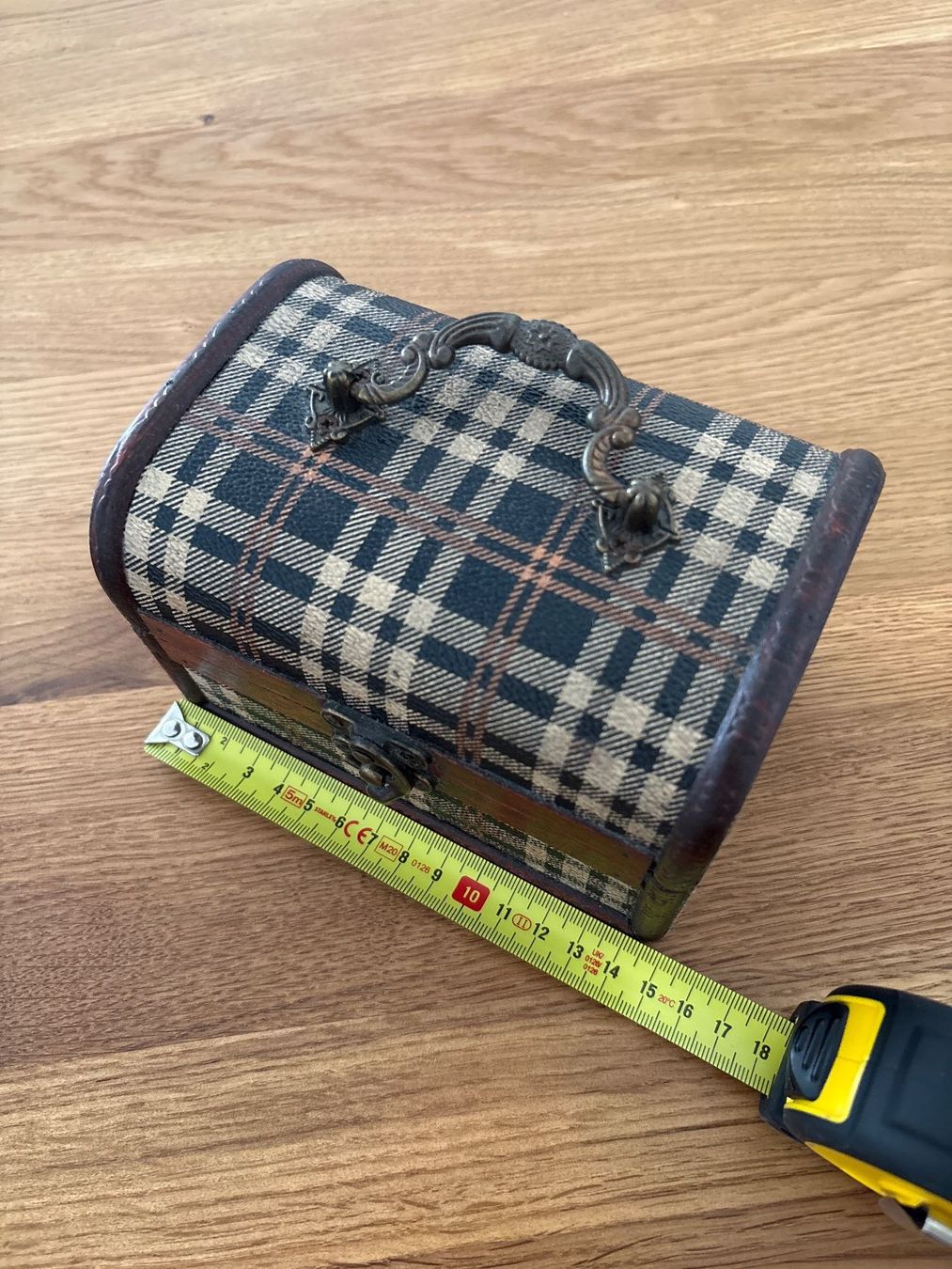 Portagioie: Vintage-Schmuckkästchen aus Holz – Usato da Zürich venduto da bbbggg 4