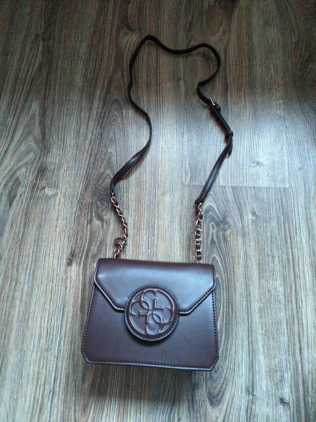 Guess Borse da donna: Guess Umhängetasche – Usato da Wil / ZH venduto da Tomseymoor 1
