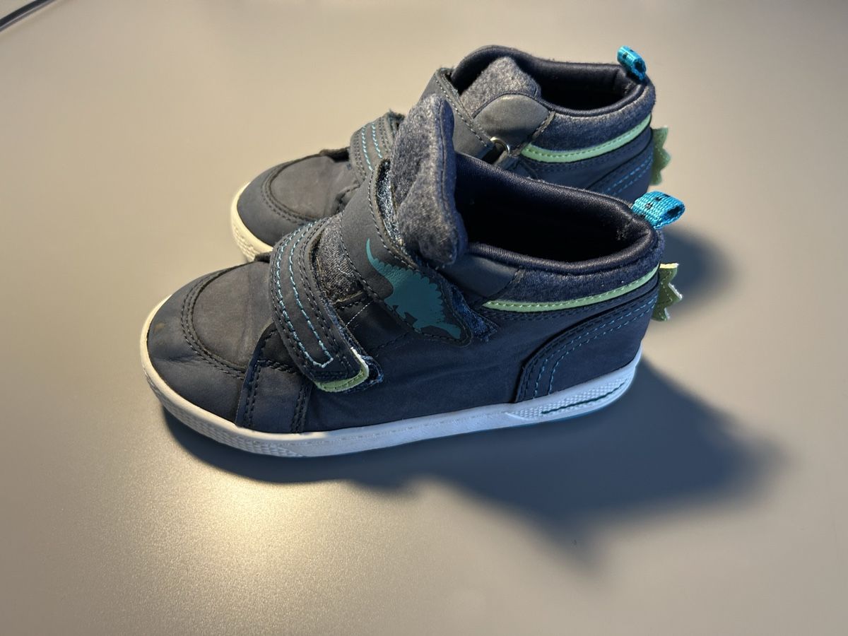 Scarpe per ragazzi: Kinder Winterstiefel GR. 28 – Usato da Boniswil venduto da sim_7zhp 2