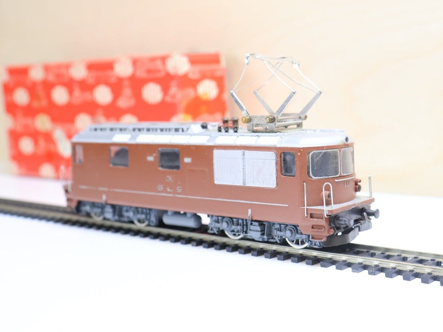 Hag Modellini di ferrovie: HAG BLS Re 4/4 E-Lok - H0 DC – Usato da Winterthur venduto da Monstera