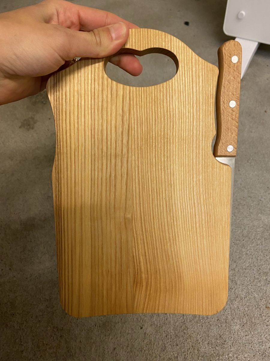 Elettrodomestici da cucina: Holzschneidebrett mit Messer – Nuovo (secondo la descrizione) da Sursee venduto da carole_eltschinger
