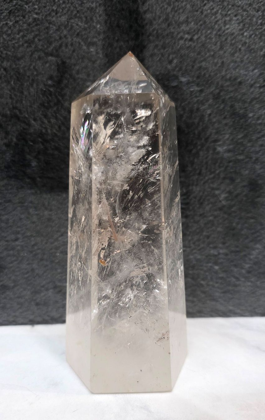 Minerali & Pietre curative: Bergkristall Obelisk CQ2 537g – Nuovo e nell'imballaggio originale da Matzingen venduto da Shay_Crystalz