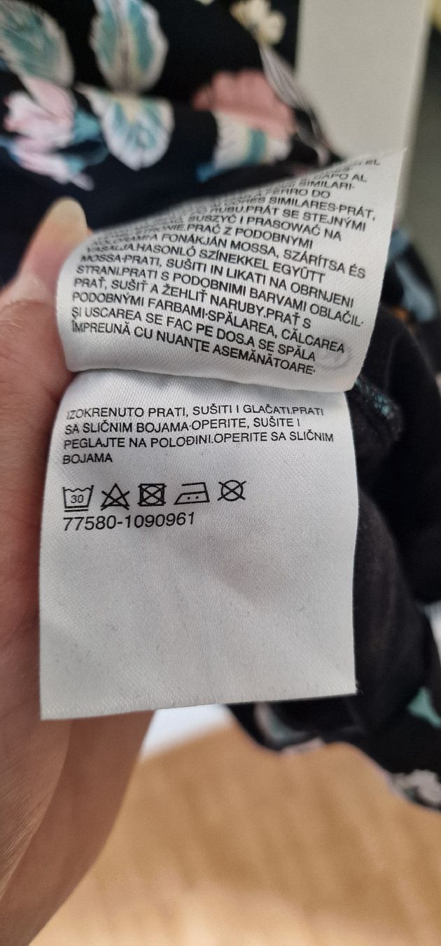 C&A Vestiti: Kleid von Clockhouse, Grösse L, Blumenmuster – Usato da Romanshorn venduto da REALJessiB 5