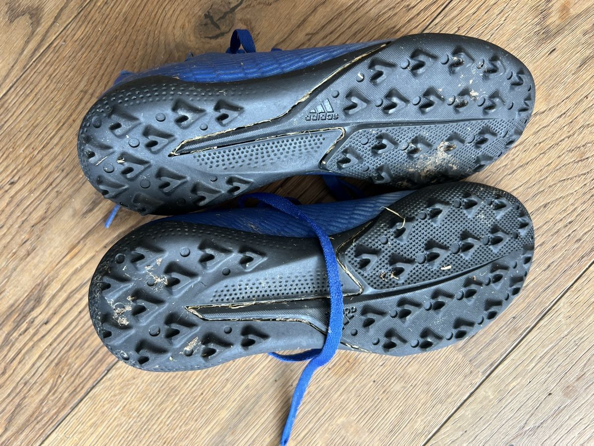 Adidas Scarpe per ragazzi: Adidas Kinder Fussball Schuhe Gr36 2/3 – Usato da Uerikon venduto da Saffagirl 2